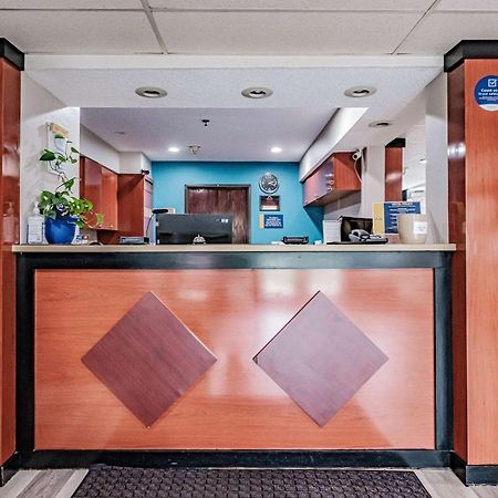 Days Inn By Wyndham Brunswick Bath Area Ngoại thất bức ảnh