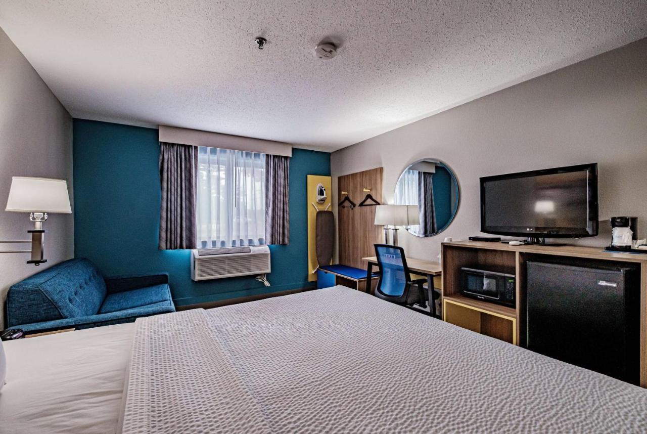 Days Inn By Wyndham Brunswick Bath Area Ngoại thất bức ảnh